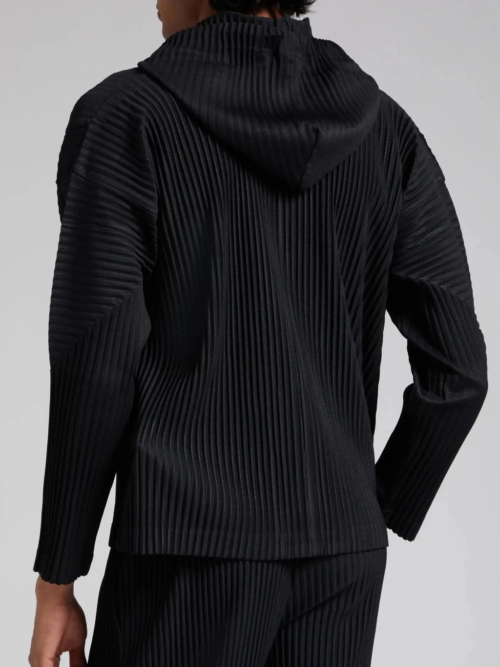 Miyake Pleated Men Zip-up Plisse Hoodie Classic Hood Casual Fashion Coat Front two-way Zip Fastening Jacket LHC