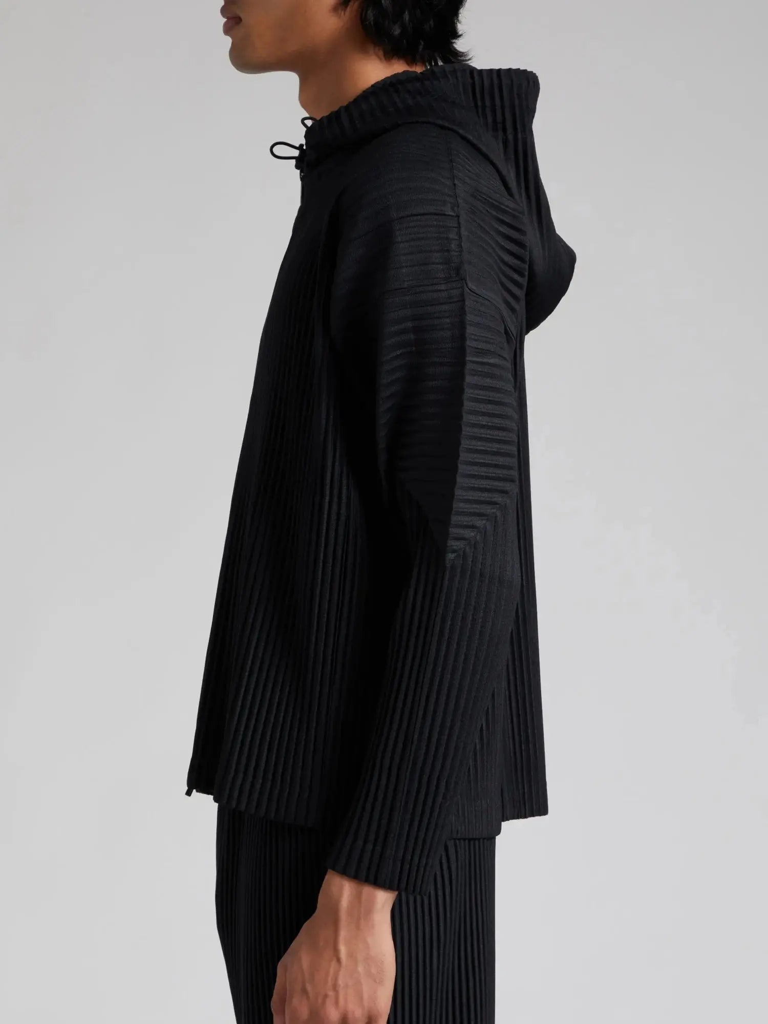 Miyake Pleated Men Zip-up Plisse Hoodie Classic Hood Casual Fashion Coat Front two-way Zip Fastening Jacket LHC